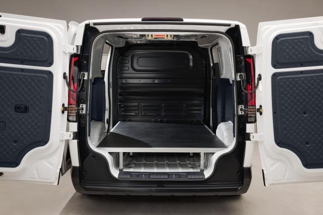 20260120-0854-pv5-26my-cargo-room-leveli