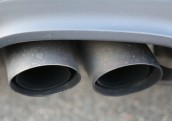 Lietuvā plāno ieviest ikgadēju nodokli par auto radītu piesārņojumu