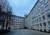Ilgtermiņa nomā pieejamas ēkas teju 12 000 kvadrātmetru platībā studentu viesnīcas attīstīšanai