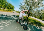 Balcia izsniegusi pirmās obligātās OCTA polises elektroskrejriteņiem 