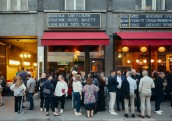 Rīgā atklāts bārs brasserie Vivien