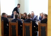 Jaunveidojamā Rīgas domes koalīcija vienojas atjaunot trīs vicemēru amatus galvaspilsētā