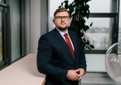 Citadeles ekonomists: Aprīlī strauji aug akciju tirgi, bet inflācijas riski saglabā spriedzi ekonomikā