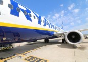 Ryanair peļņa finanšu gadā kāpusi par 35%