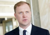Valainis: Nākamajam ekonomikas ministram jāspēj domāt plašāk par Excel tabulām