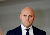Parakstīta potenciālās jaunās valdības pamata vienošanās