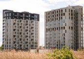 Arena Garden Towers A2 ēkai Skanstē atzīmēti spāru svētki