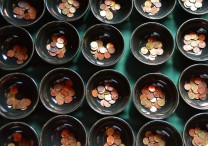 Kopējie nodokļu parādi Latvijā marta sākumā bija 823,888 miljoni eiro