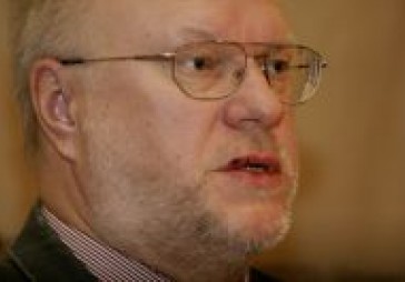 Osis: deputātiem algā būtu jāsaņem 5 līdz 7 tūkstoši latu 