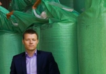 Latvija var! Banāns ar latvisku piegaršu 