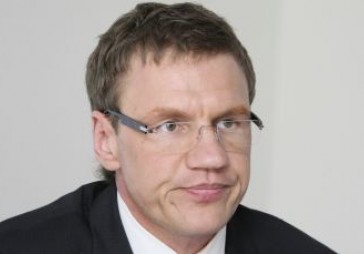 Kampars: Ozols izmeklēšanas laikā netiks atstādināts no LIAA