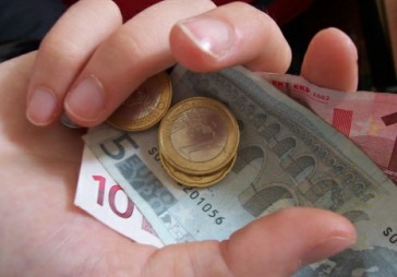  Igauņi nepriecājas par eiro