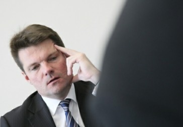 Melngailis par nākotnes plāniem runā atturīgi