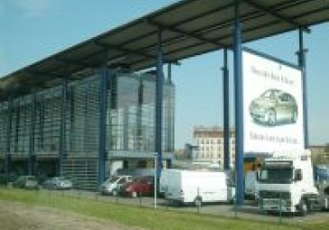 Mersedesu tirgotājs prasa disciplināri sodīt tiesnesi Bulu