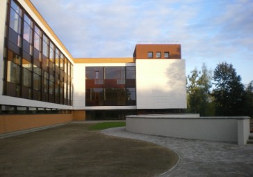 Atklās jauno Valmieras pamatskolu