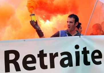 Francijā nacionālais streiks pret pensionēšanās vecuma paaugstināšanu