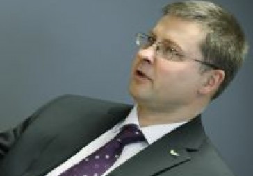 Economist: Latvijā politika, šķiet, atkal kļuvusi garlaicīga