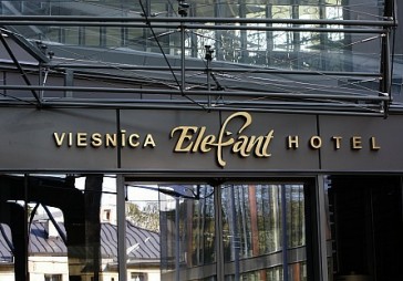 Izsolīs Elefant Hotel