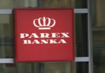 Parex bankas mazākuma akcionāri vēršas Satversmes tiesā