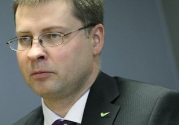 Dombrovskis: daļa ministru varētu būt profesionāļi