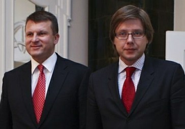 Ušakovs ieņems Šlesera krēslu Rīgas Brīvostas valdē 