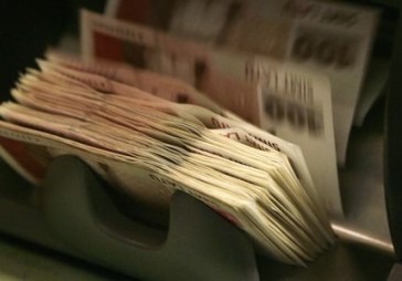 Eksperti: jaunus auto iedzīvotāji reģistrēs kaimiņos