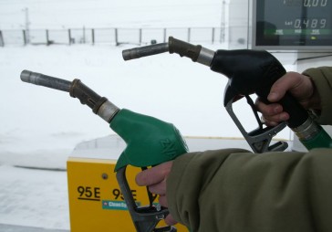 Neste un Statoil samazinājuši cenas par 2,5 santīmiem