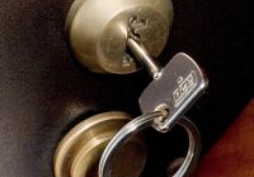 Mājokļa īpašuma nodokli varētu mainīt vien nākamgad