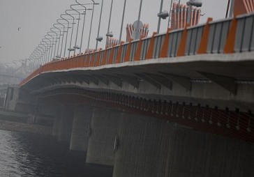 Studenti: par Dienvidu tilta celtniecību pārmaksāti 50 miljoni