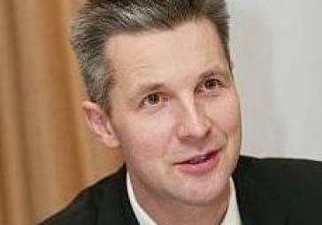 Pabriks: tie, kas strādā par 100 vai 300 latiem, nav muļķi