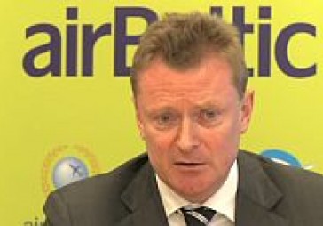 airBaltic gatavs aprakt kara cirvjus pret lidostu Rīga un ministriju 