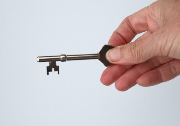 Prognozē mērenu mājokļu cenu kāpumu