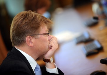Štokenbergs: vēlēšanas būs izdevīgas Saskaņas centram