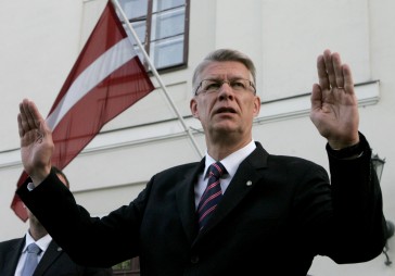 Zatlers varētu kļūt par Vienotības līderi