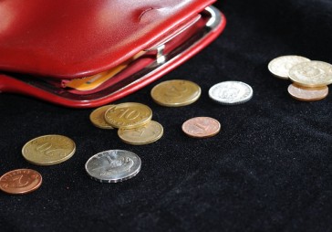 EK: Latvija sekmīgi īstenojusi reformas, tomēr jāuzlabo finanšu pārvaldība