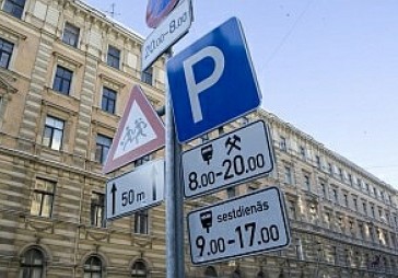 Bezmaksas stāvvietas samazinās vēl par 200 vietām