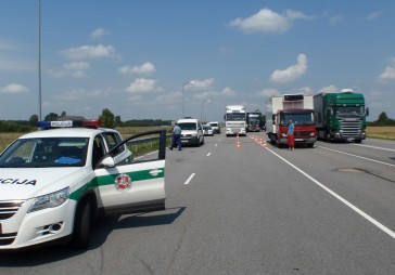 Kontrolējot transportlīdzekļus, konstatē darba un atpūtas laika režīma neievērošanu