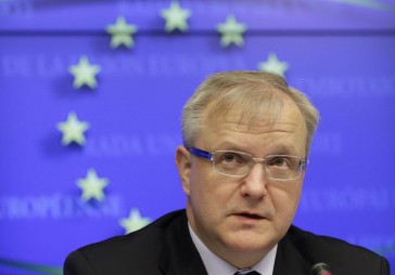 Ekonomikas komisārs: Itālijai un Spānijai nevajadzēs finanšu palīdzību