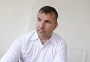 Šīns: nekas neliecina, ka krīze būtu beigusies