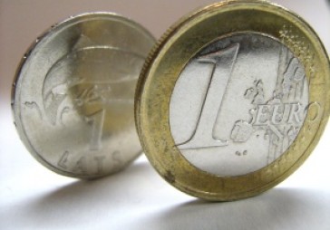 Baņķieri:eiro ieviešana Latvijā jāsaglabā kā mērķis