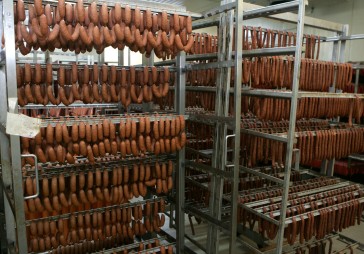 Rīgas Miesnieks: kvalitatīvi cīsiņi bērniem nekaitē