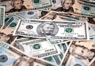 Japāna, Šveice, Lielbritānija un ASV palīdzēs Eiropas bankām