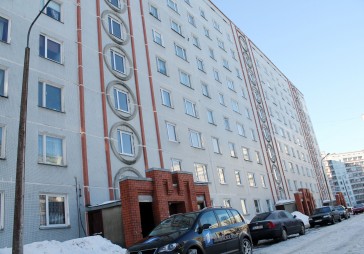 Pieaugot interese iegādāties banku atsavinātos dzīvokļus