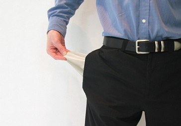 Strauji pieaug fizisku personu maksātnespējas lietu skaits