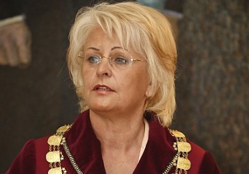 Saeima atļauj kriminālvajāšanas uzsākšanu pret Muižnieci
