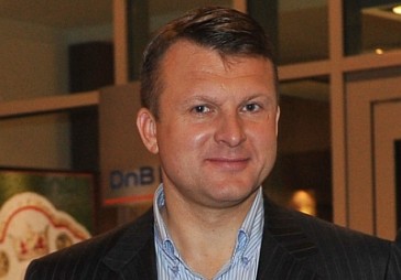 Šlesers turpinās cīņu par atļauju izcirst priedes