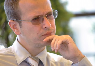 Krājbankas bijušo valdes locekli Pelcbergu neapcietina