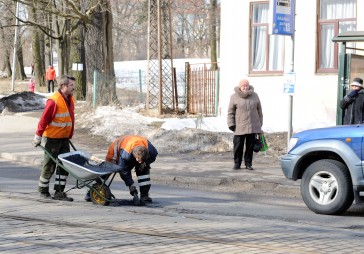 Zināms, kuras Rīgas ielas šogad tiks remontētas; tērēs miljonus