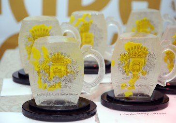 Gada alus balva tiek Valmiermuižas alum