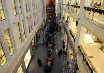H&M Galerijā Centrs izkonkurēs Pelmeņus